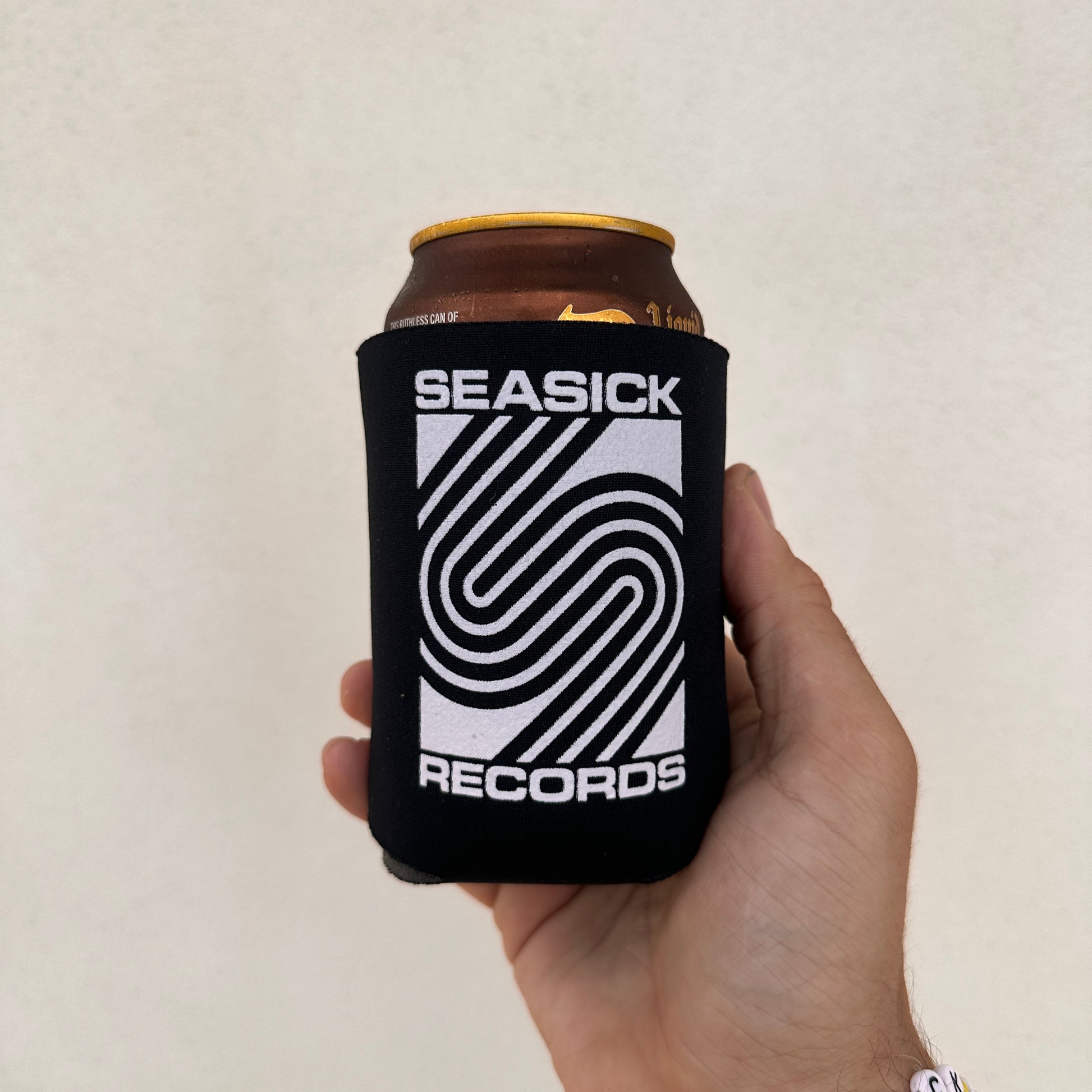Supergraphic Koozie