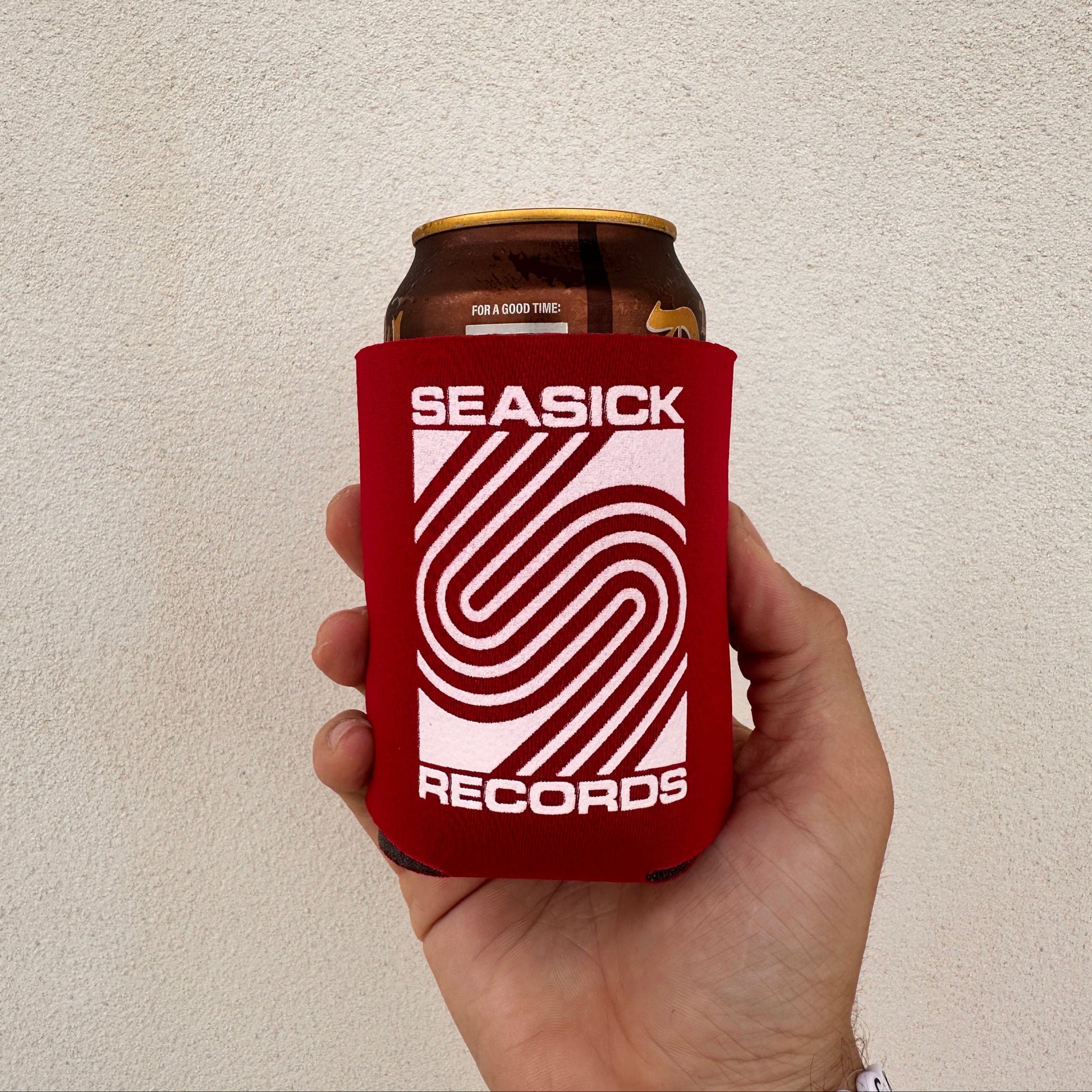 Supergraphic Koozie