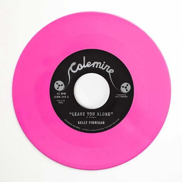 Kelly Finnigan - Leave You Alone / Thom's Heartbreak [7" - Fuchsia]